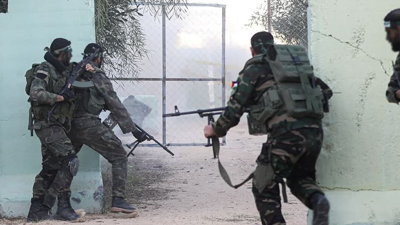 عملية طوفان الأقصي : مشاهد حصرية لاستيلاء كتائب القسام على كيبوتس وموقع كرم أبو سالم شرق رفح