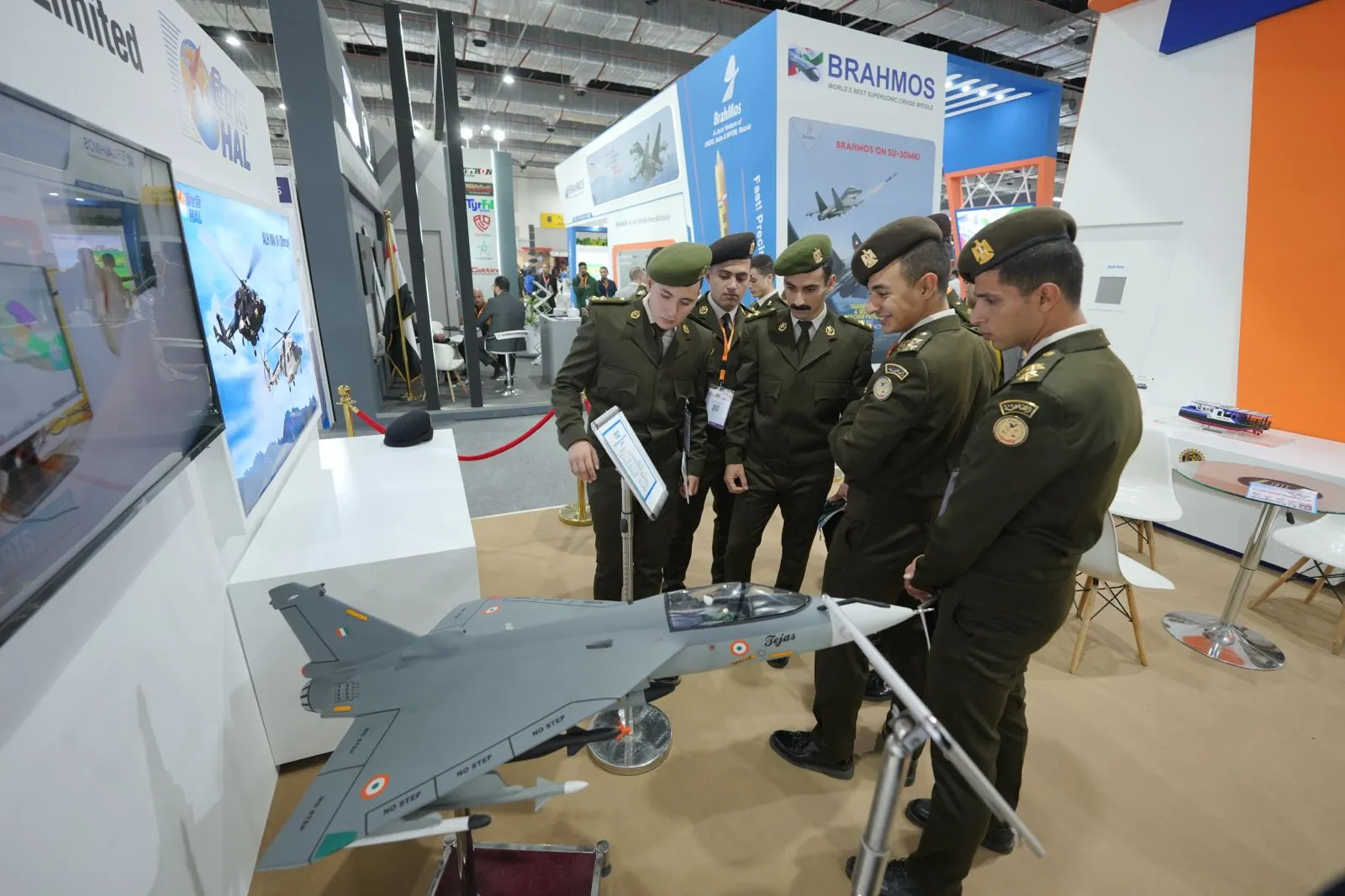 معرض مصر الدولي للصناعات الدفاعية والأمنية إيديكس ( EDEX 2025)